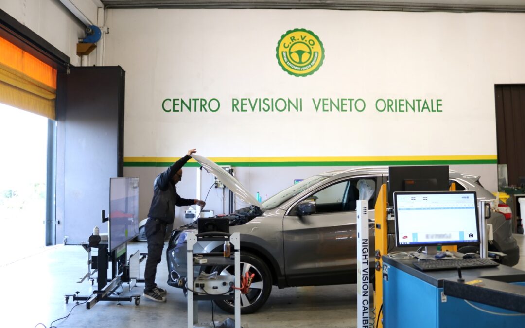 Controlli periodici auto: guida alla manutenzione per viaggiare sicuri